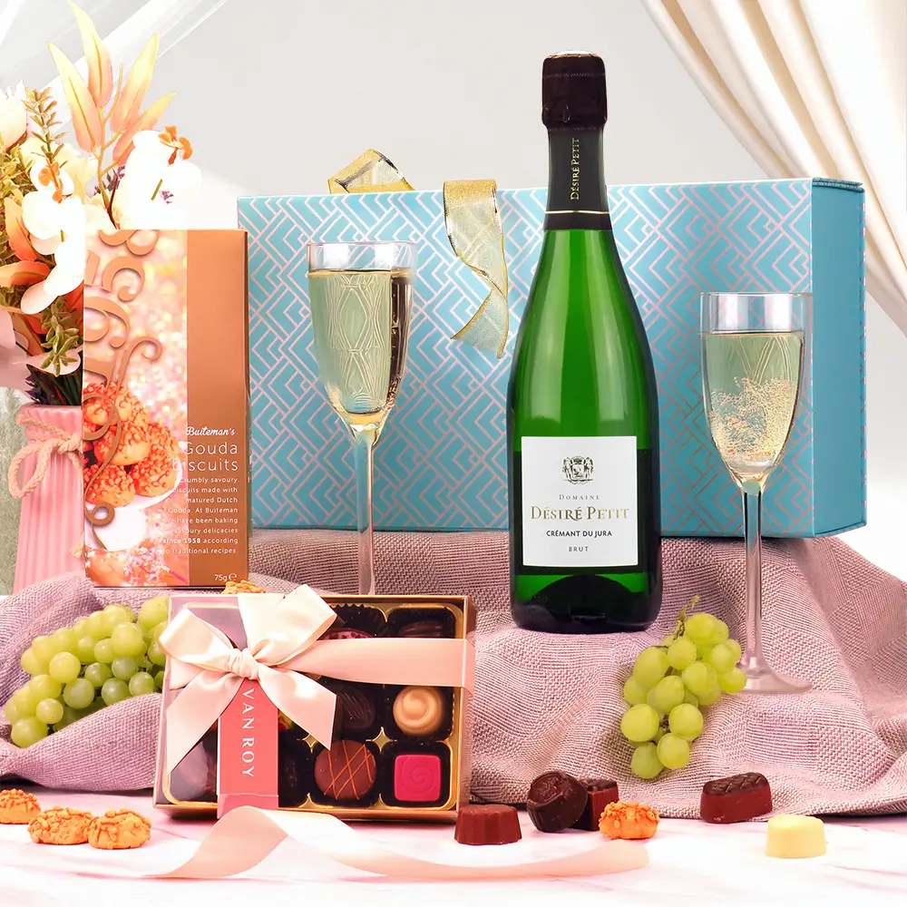 cremant gift hamper