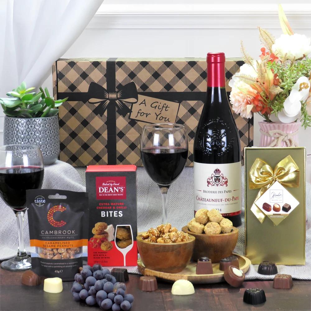 chateaneuf-du-pape red wine gift hamper
